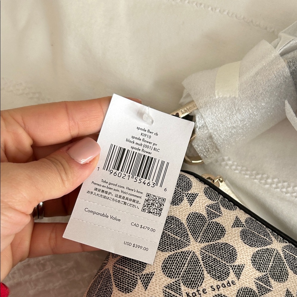 NWT Kate Spade Signature Spade Flower PVC Large Crossbody with matching wallet - Picture 2 of 5